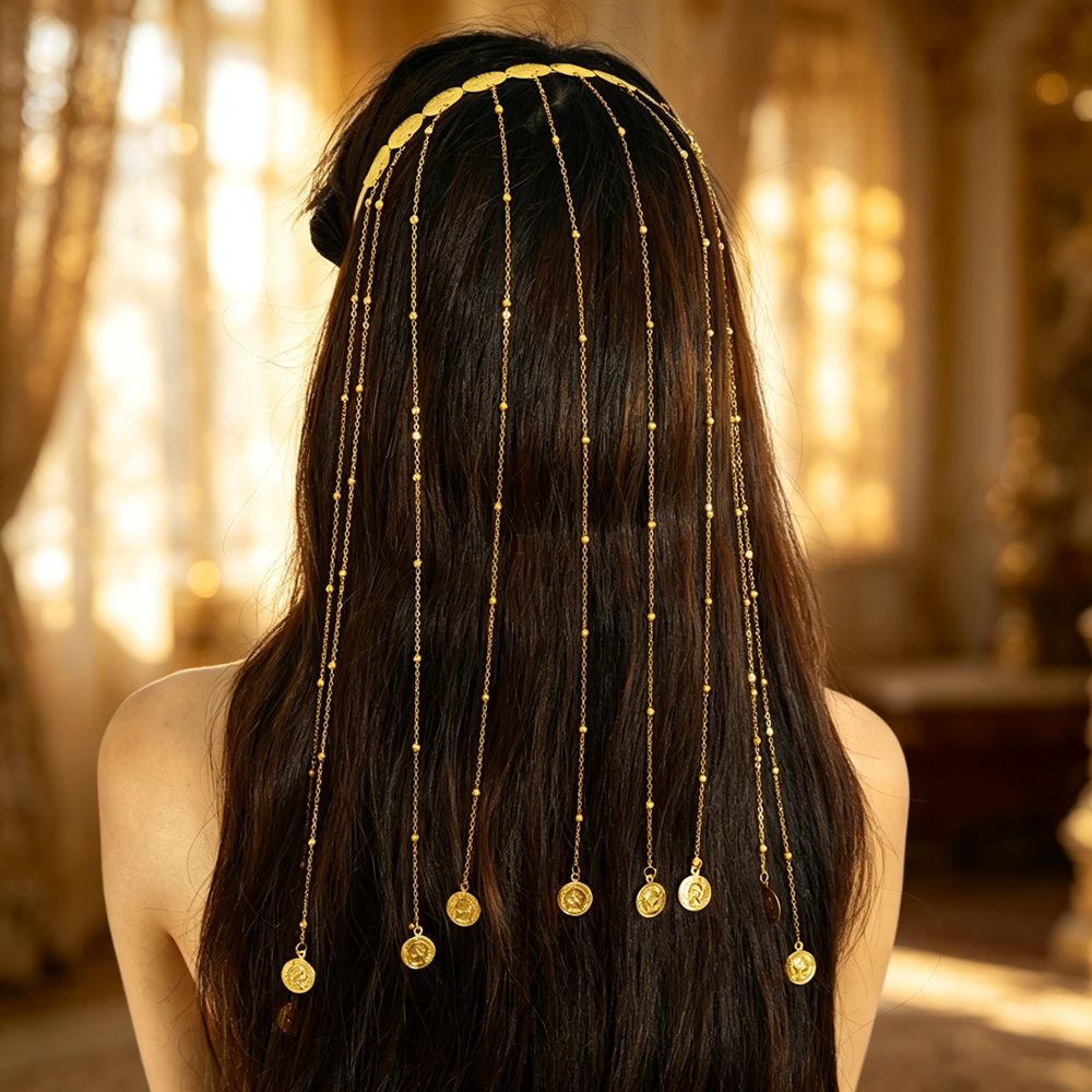Women Fashion Photoshoot - Boho Ethno Gypsy Kopfkette in Goldfarbe