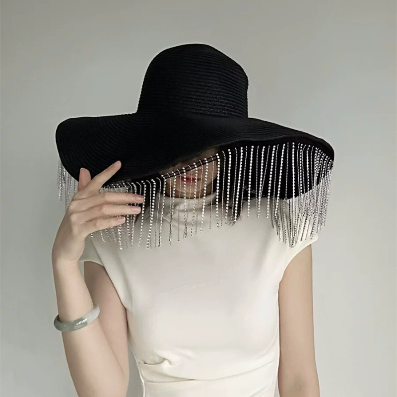 Strass-Quasten-Strohhut mit Üb – Women Fashion Photoshoot Bewertung und Preis